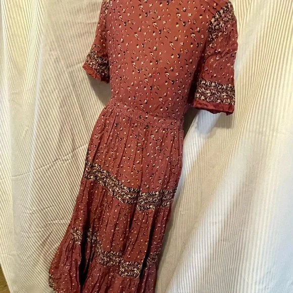 Free People NWT maxi prairie inspired dress. - Picture 5 of 7